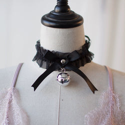 Bow Bell Collar